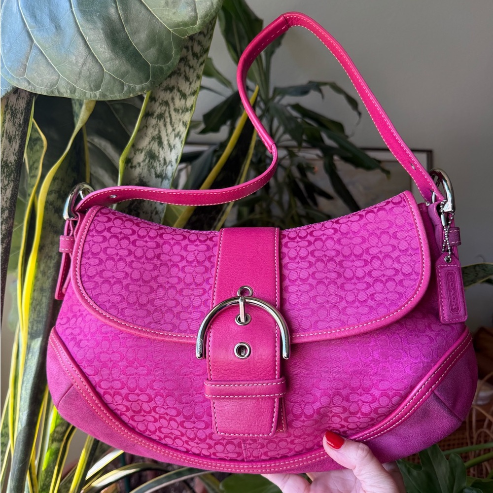 SOLD.        💖 Vintage Coach 2004 Peony PINK Soho Signature Flap & Wallet Bundle